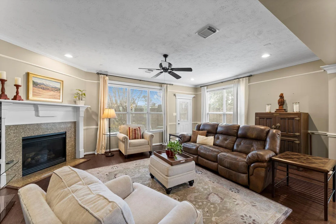 Photo of 1302 Ella Place
