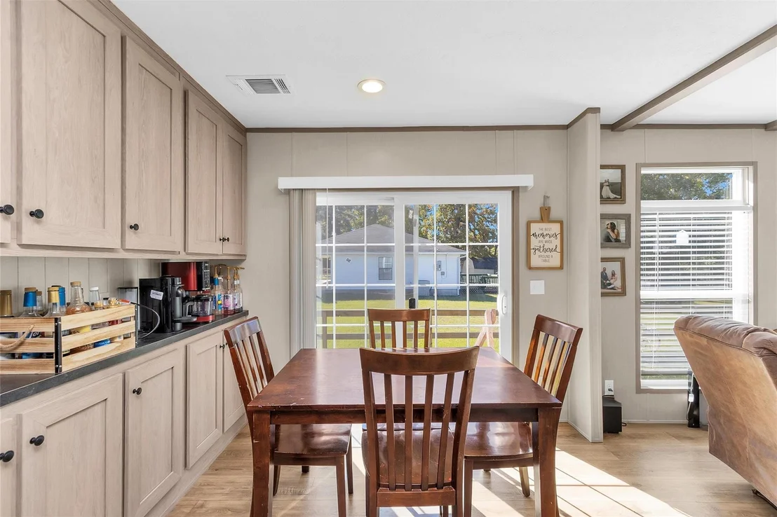 Photo of 622 Lake Shore Drive