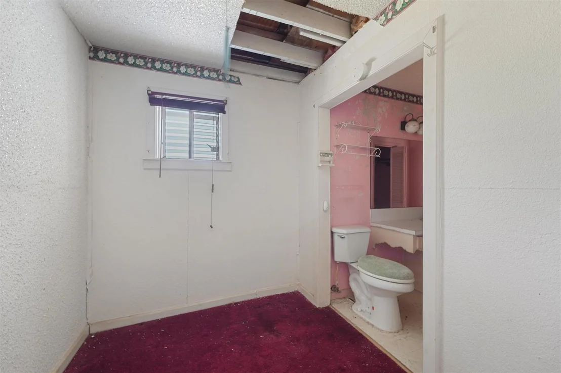 Photo of 121 Lake Road