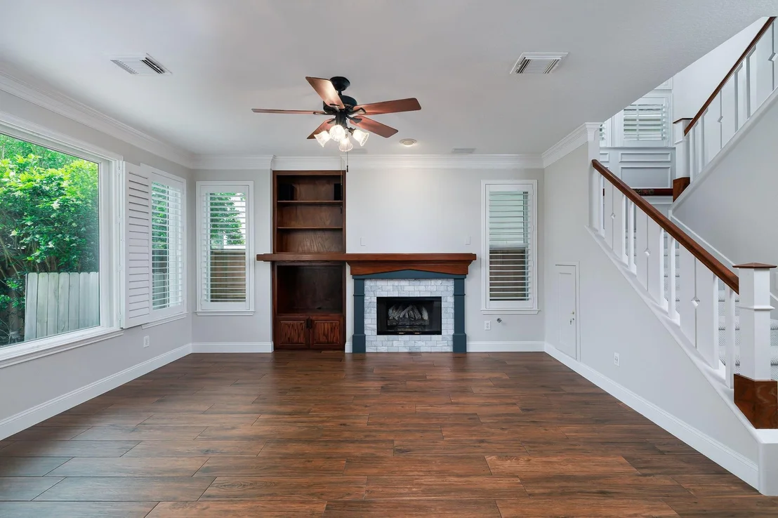 Photo of 18 Doeskin Place