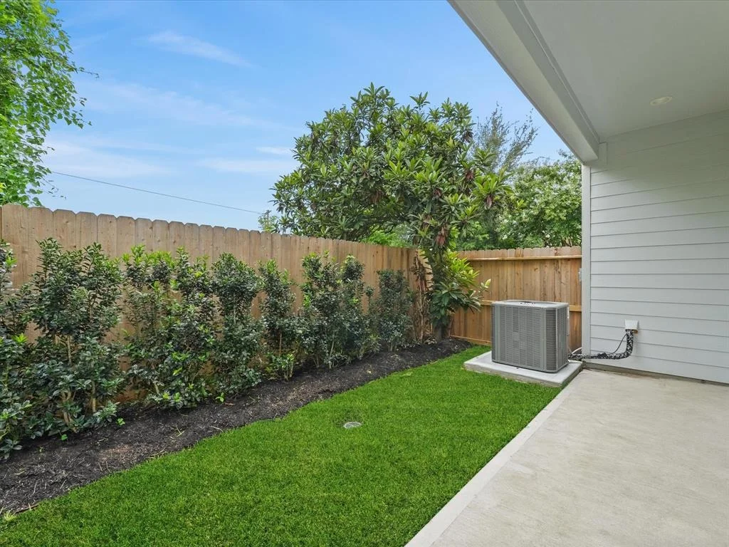 Photo of 1106 Adele Street