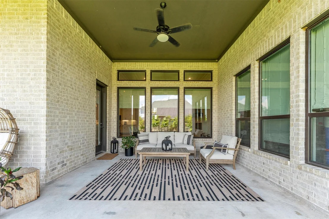 Photo of 1027 Groveton Ridge Lane