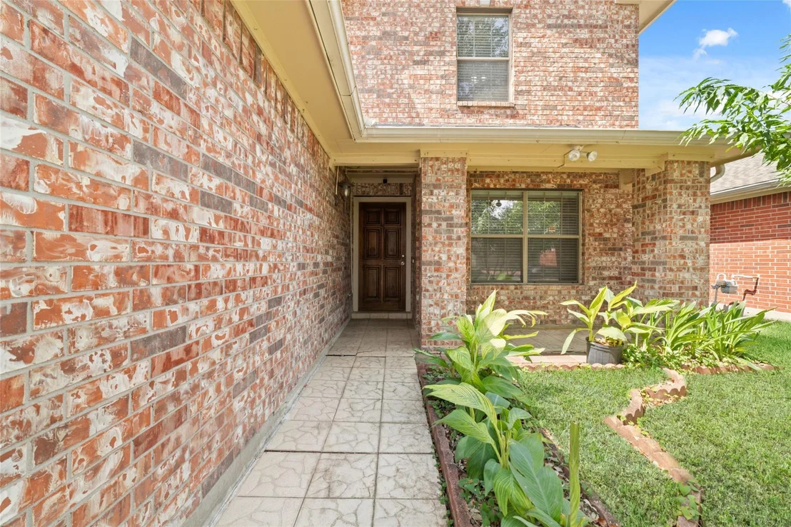 Photo of 8427 Brickhaven Lane