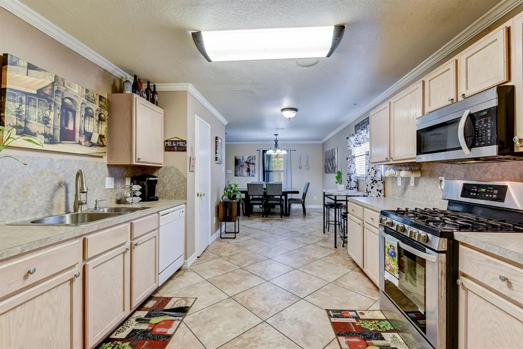 Photo of 5223 Roth Forest Lane