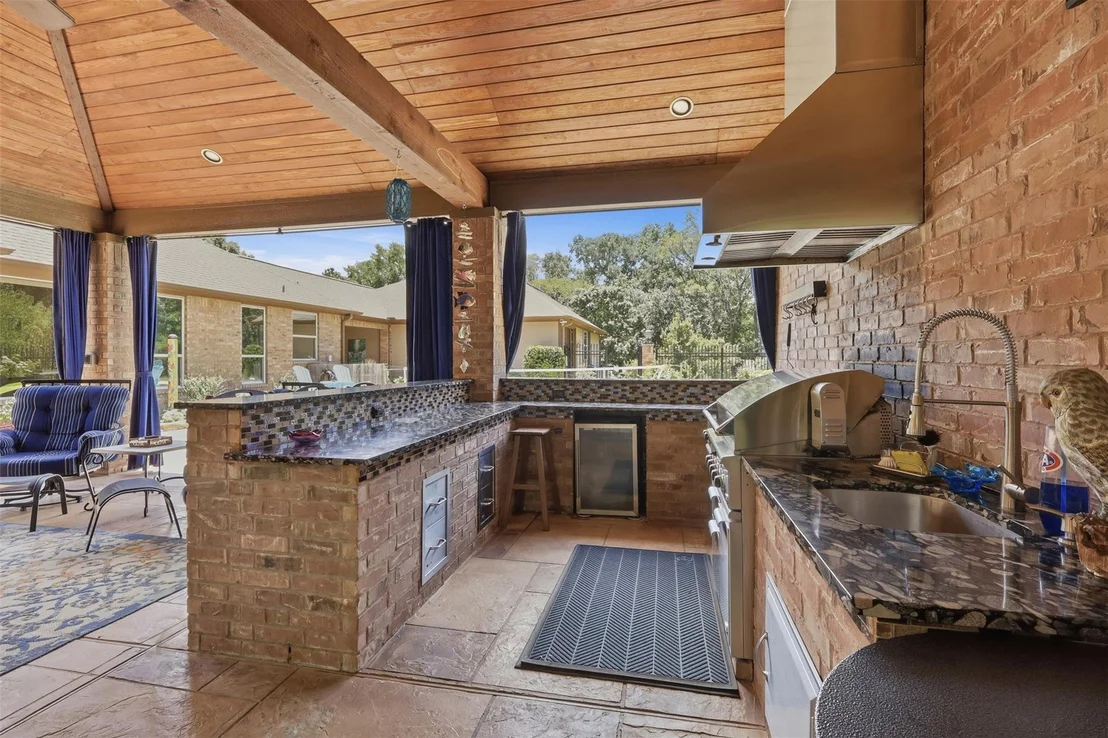 Photo of 151 Lyndsey Drive