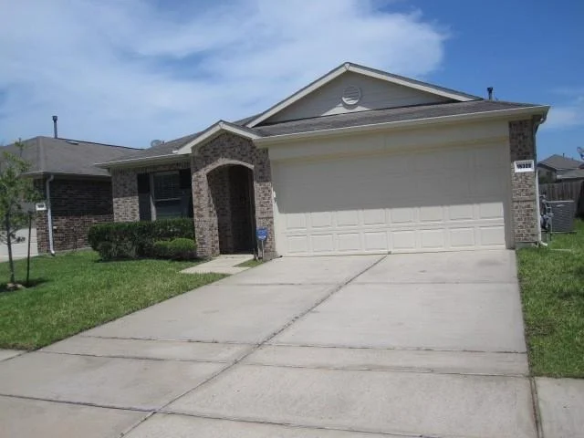 Photo of 15322 Sableton Crest Lane