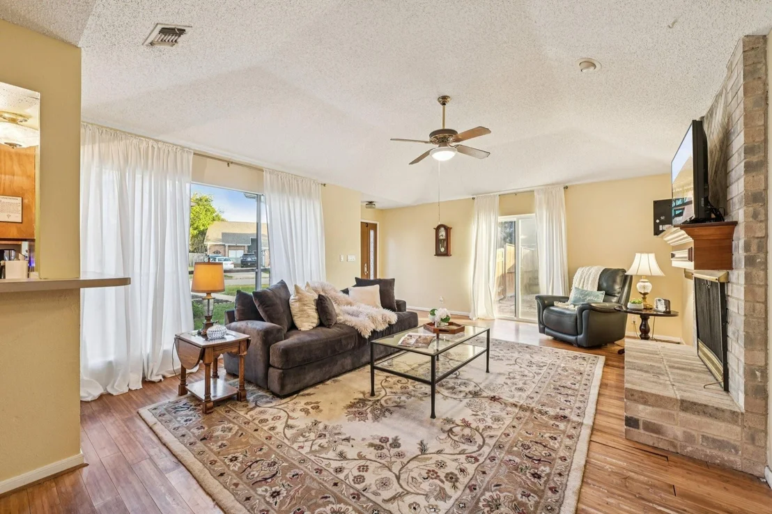 Photo of 2918 Crest Park Drive