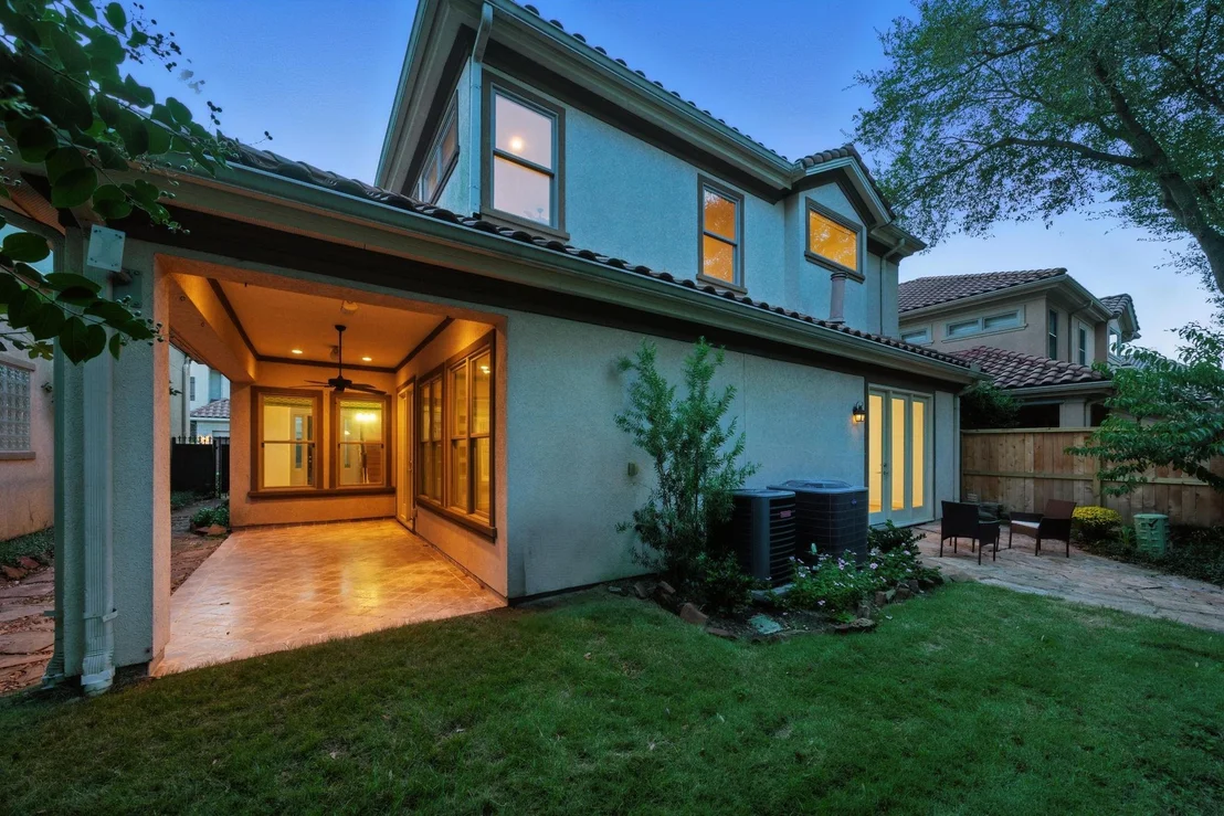 Photo of 2714 Stuart Manor