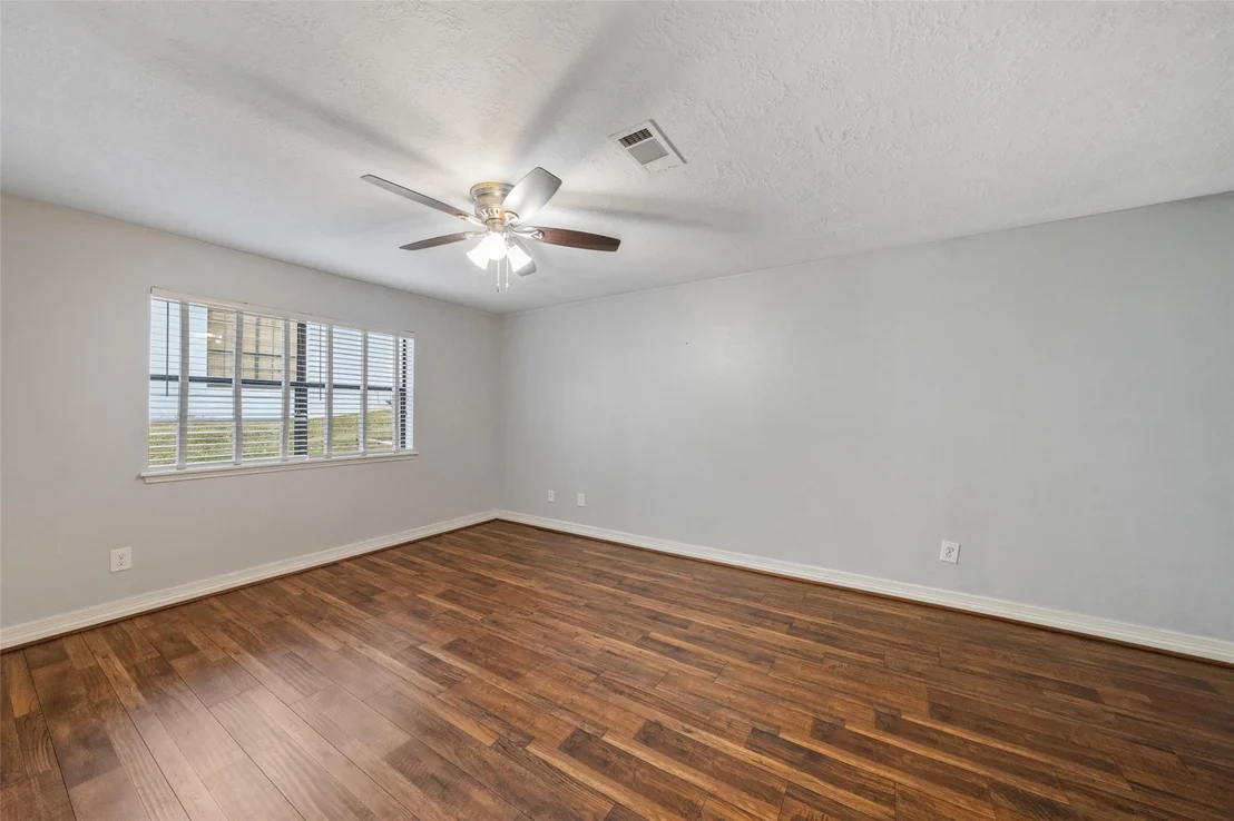 Photo of 6 Highland Hollow Drive