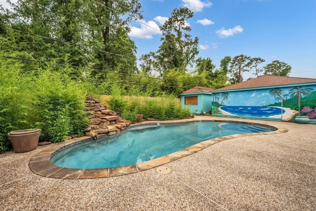 Photo of 18815 Whitewood Drive