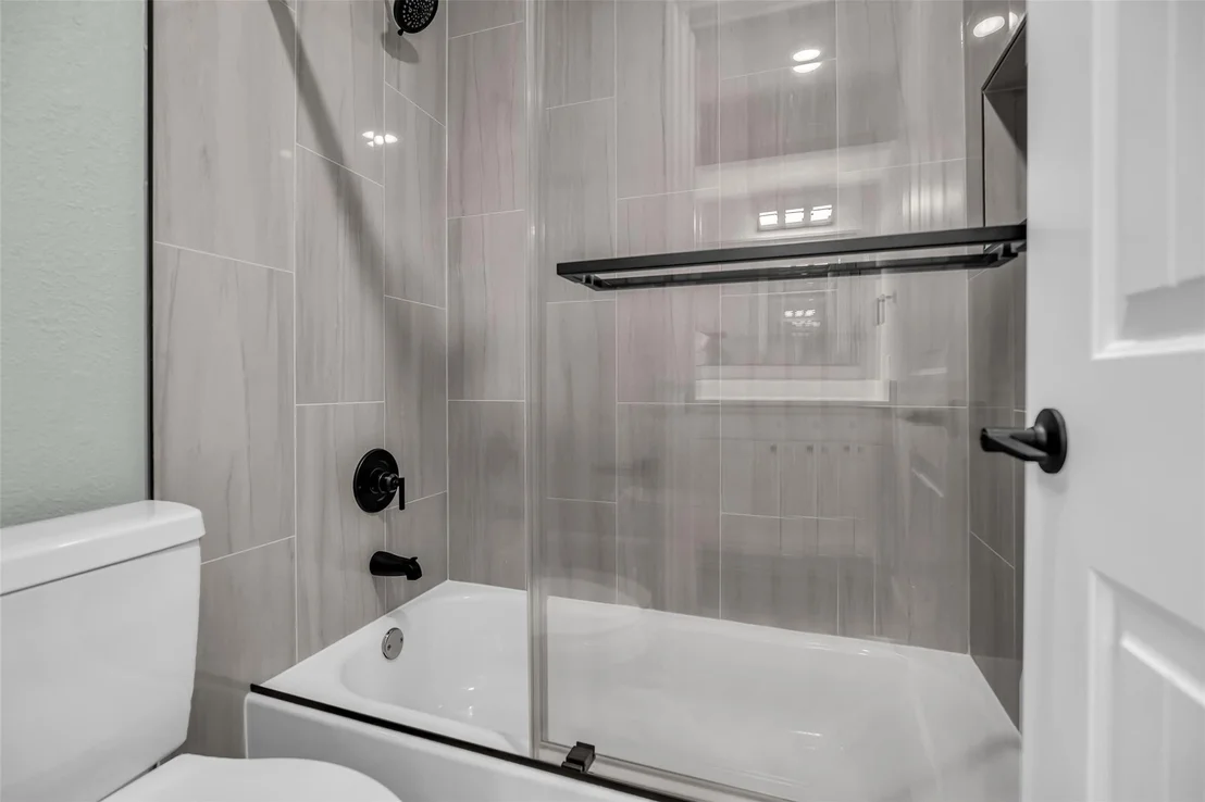 Photo of 24614 Moorgate Lane