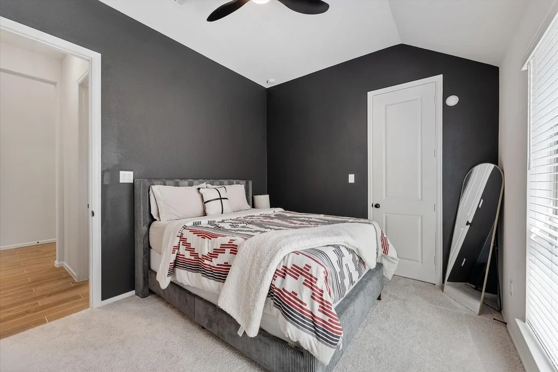 Photo of 10606 Beacon Harbor Way