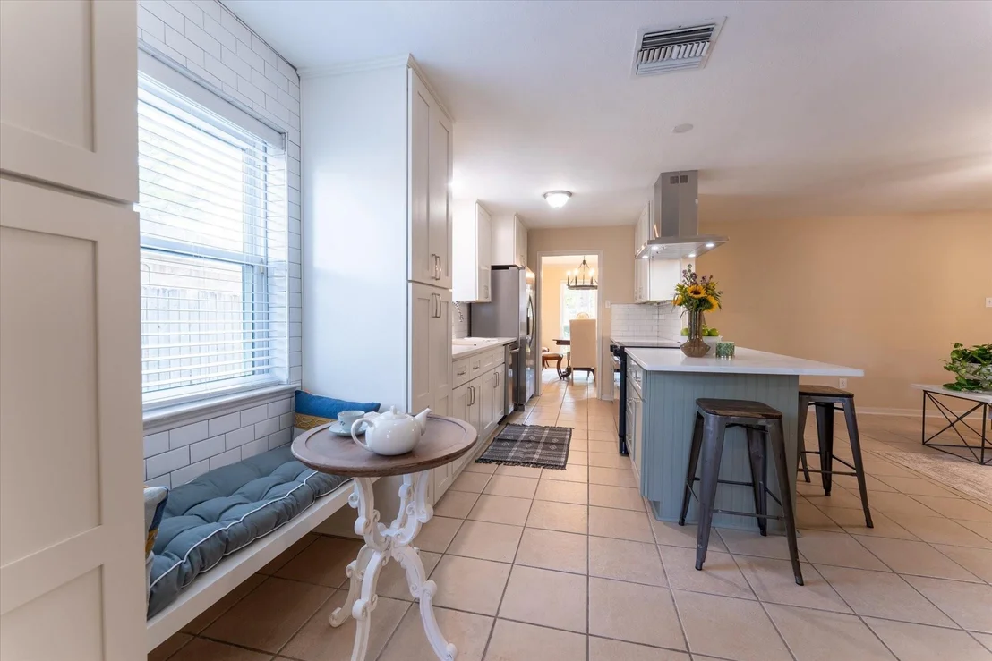 Photo of 25019 Barmby Drive