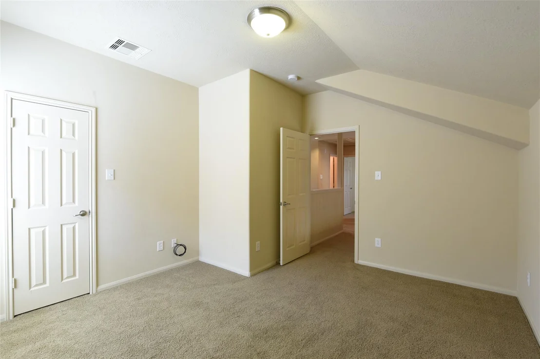Photo of 118 E Lasting Spring Circle