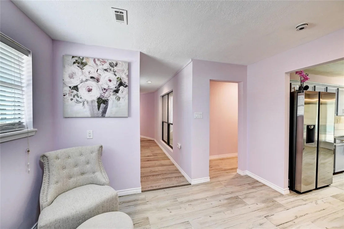 Photo of 6 Oak Hollow Circle