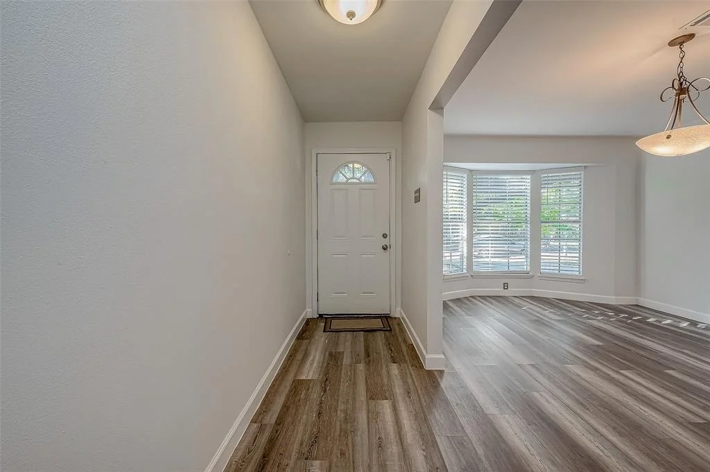 Photo of 5914 Dawnridge Drive