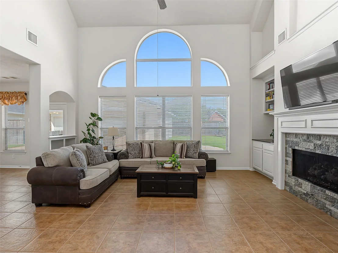 Photo of 2210 Fox Path