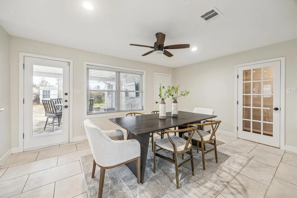 Photo of 9916 Westview Drive