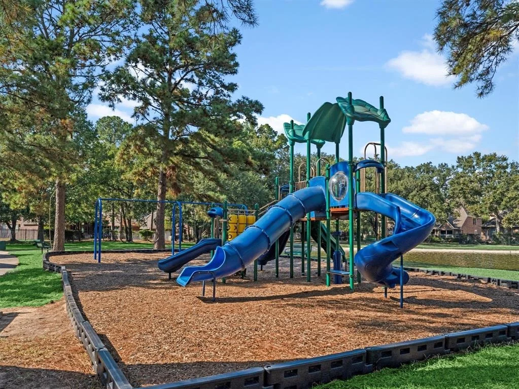 Photo of 16111 Birchview Drive