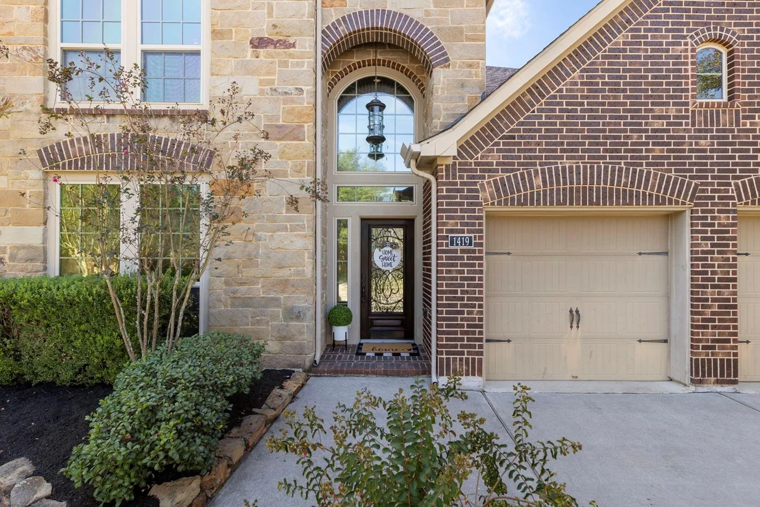 Photo of 1419 Laura Hills Lane