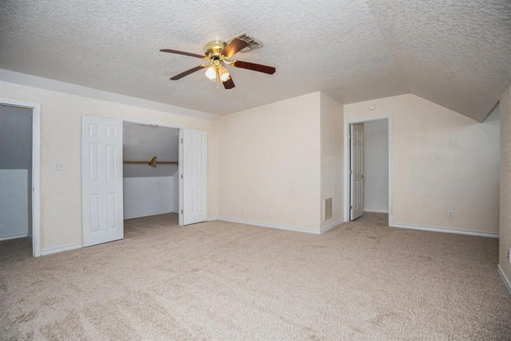 Photo of 16411 Halfmoon W