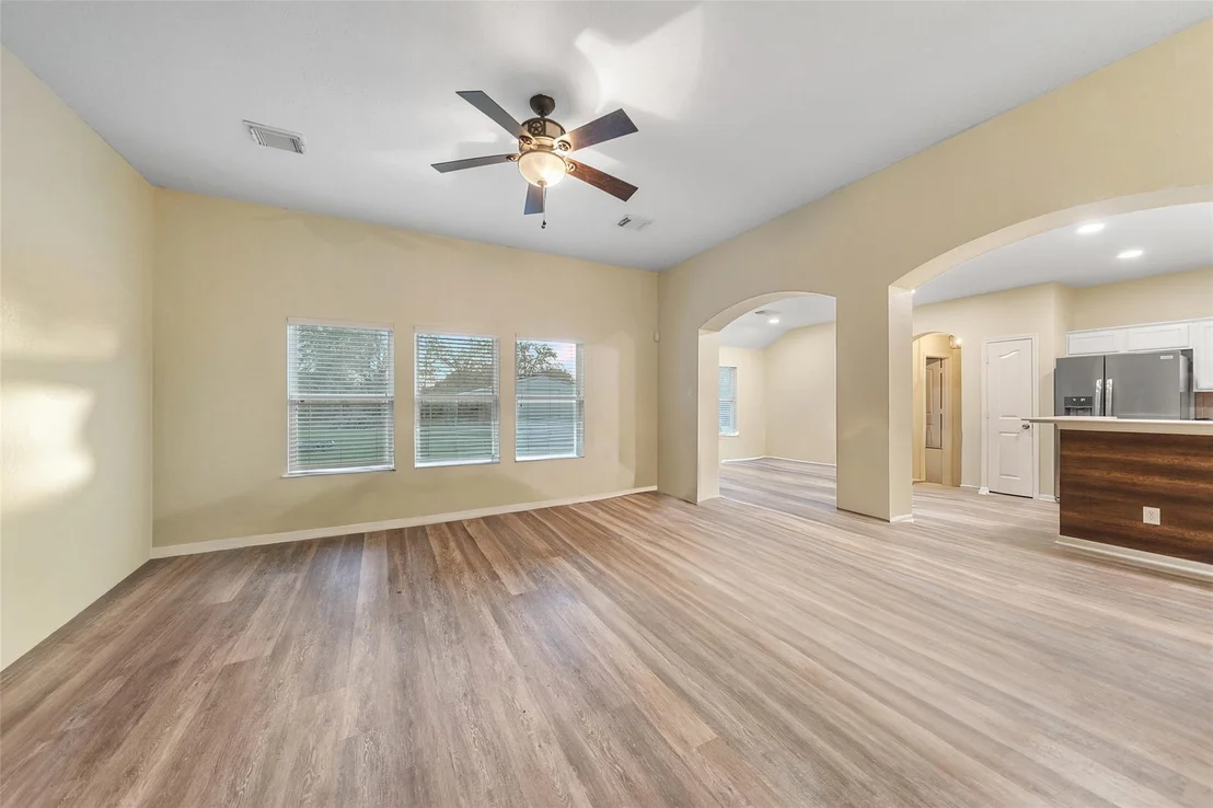 Photo of 118 Pin Oak Lane