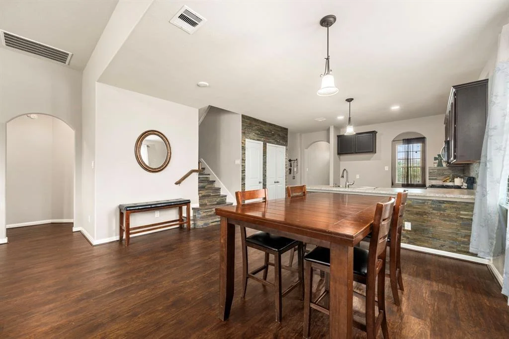 Photo of 9422 Cimarroncito Lane