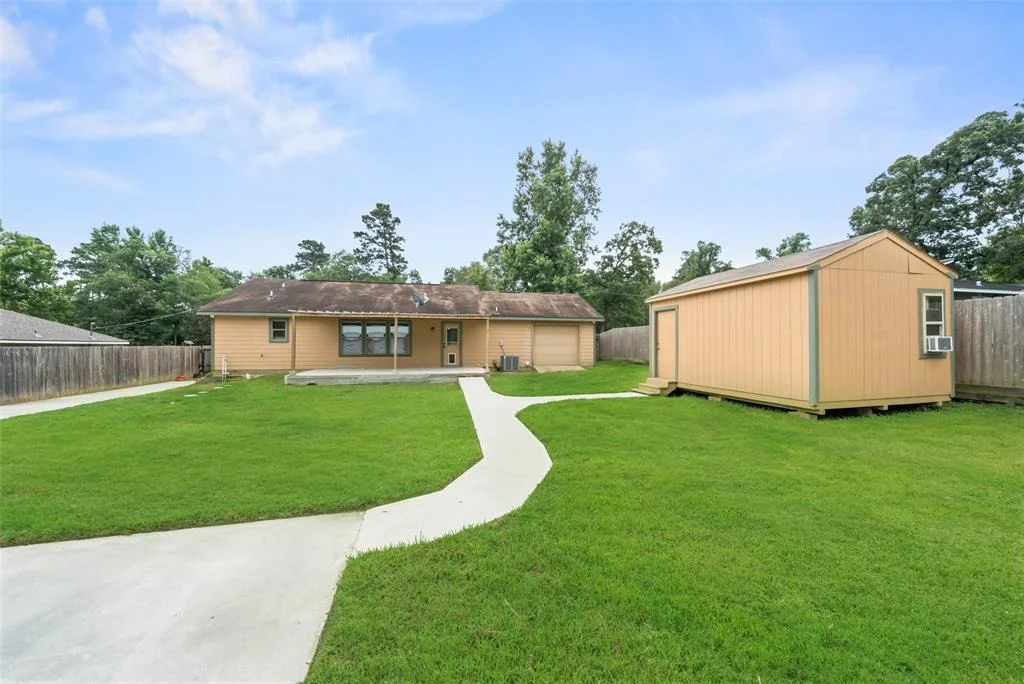 Photo of 10621 Royal Adrian