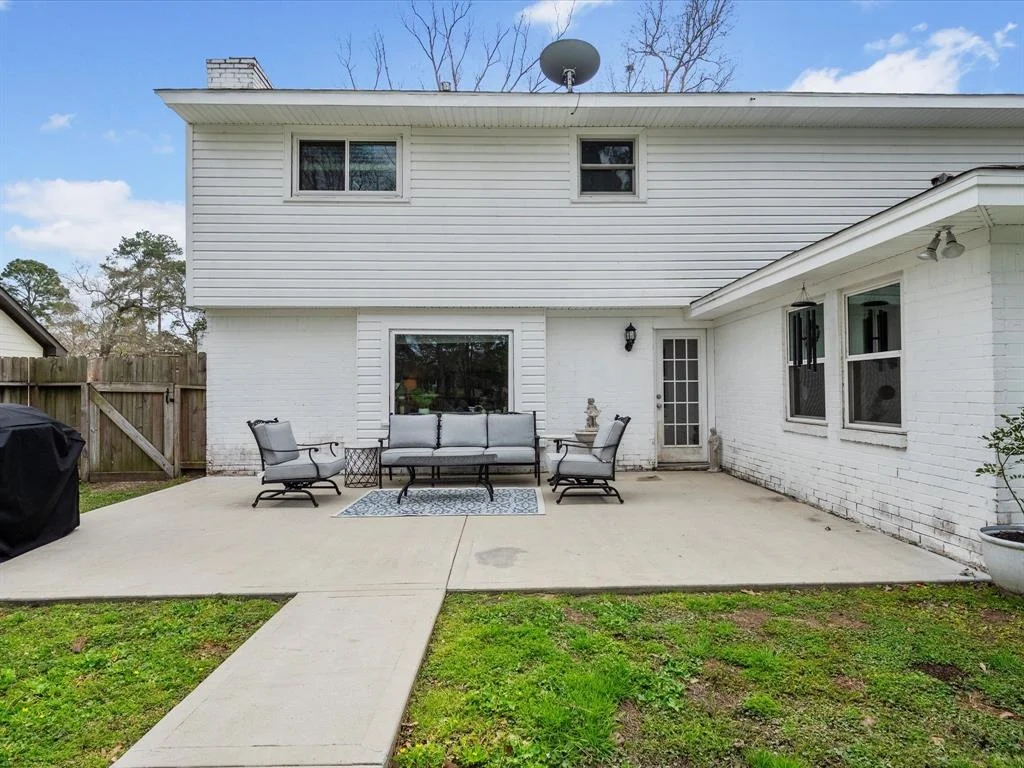 Photo of 551 Hermitage Court