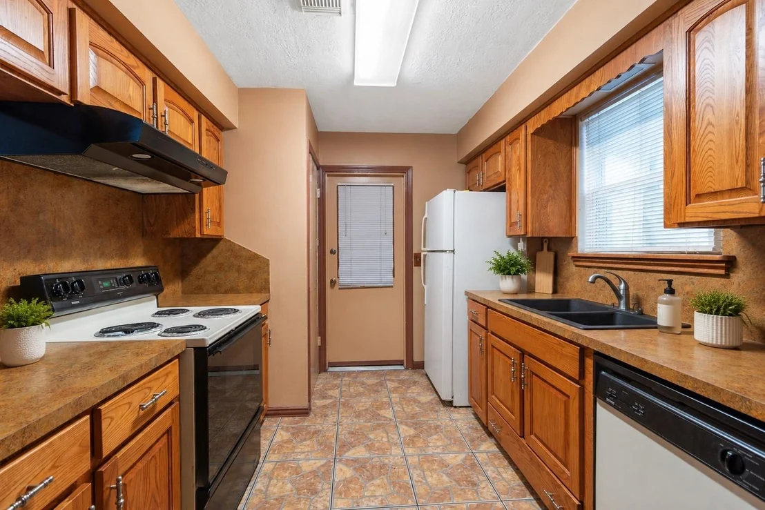 Photo of 3519 Lake Ridge Bend