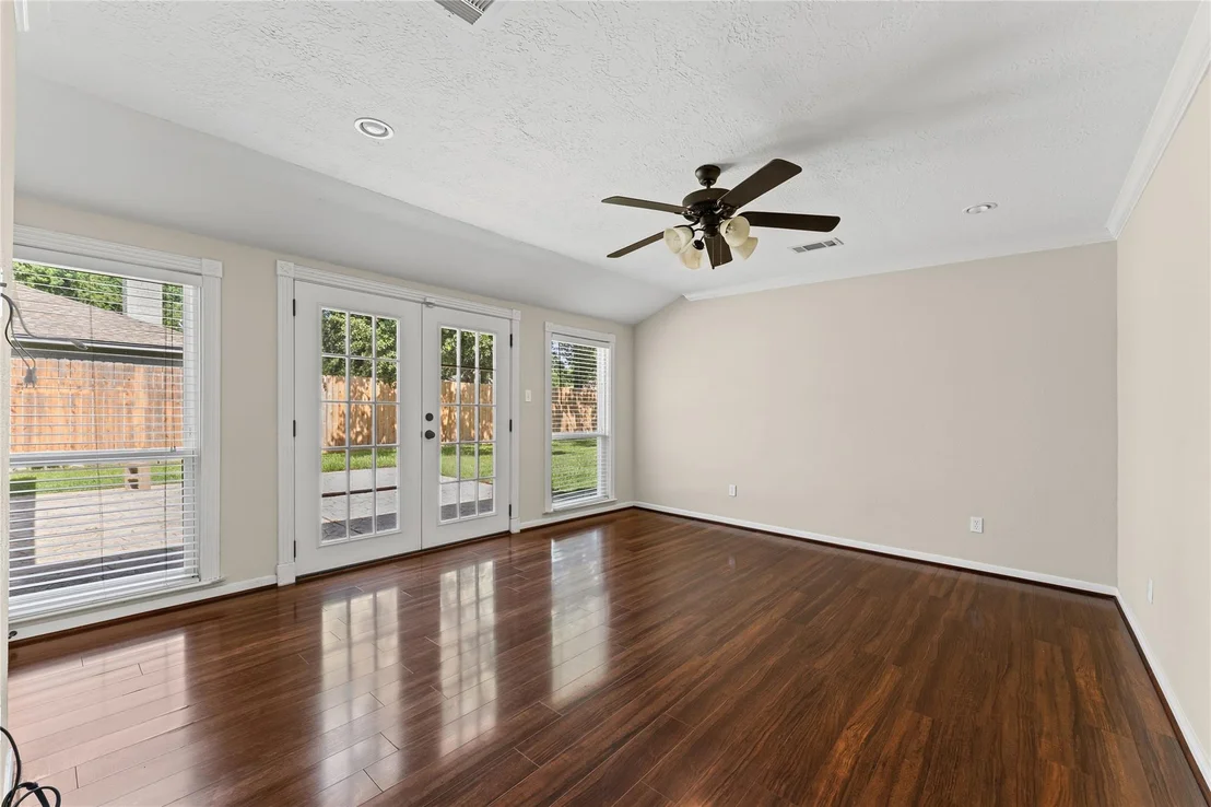 Photo of 3202 Greenham Court
