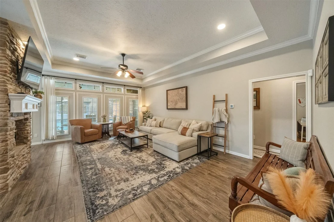 Photo of 5215 Samuels Drive