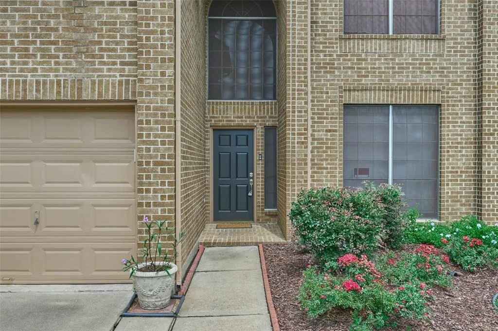Photo of 6706 Cleft Stone Drive