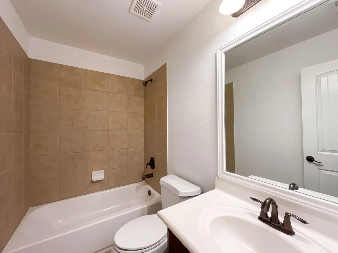 Photo of 312 Overland Trace