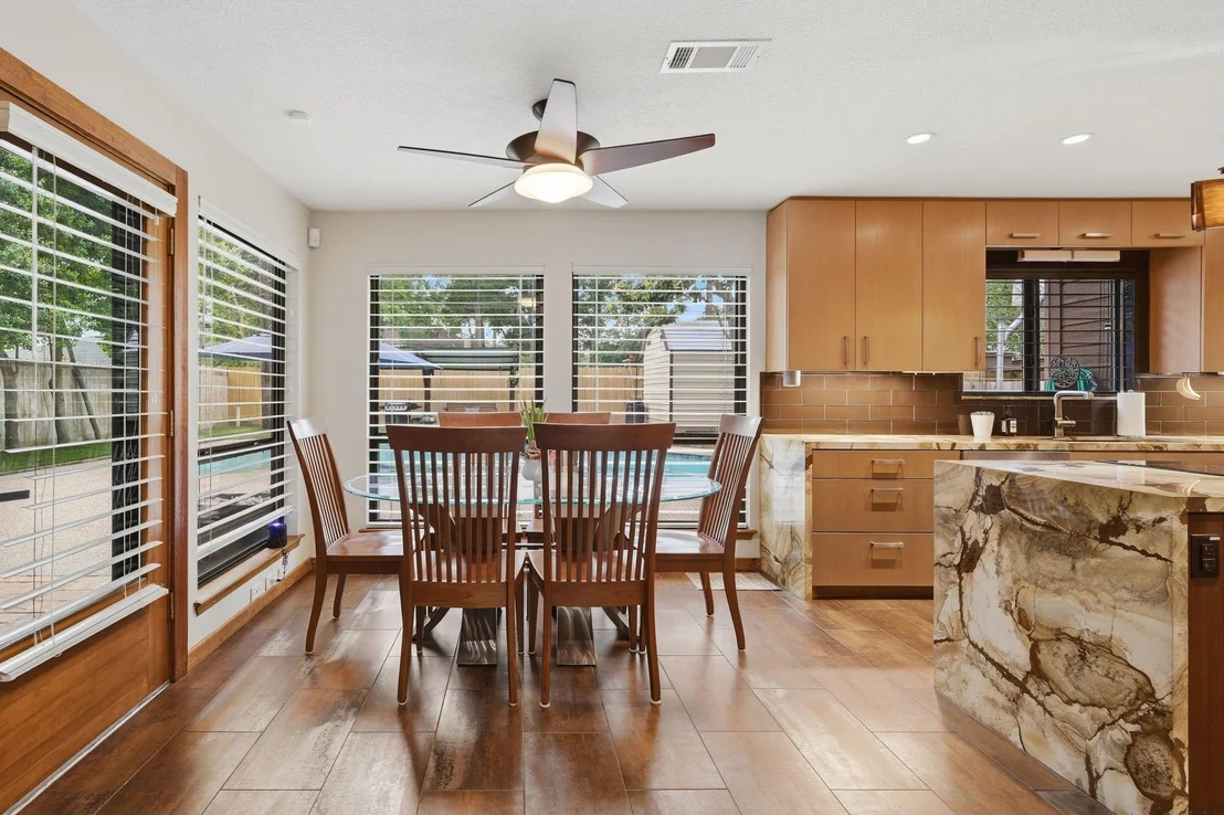 Photo of 15007 Benfer Road