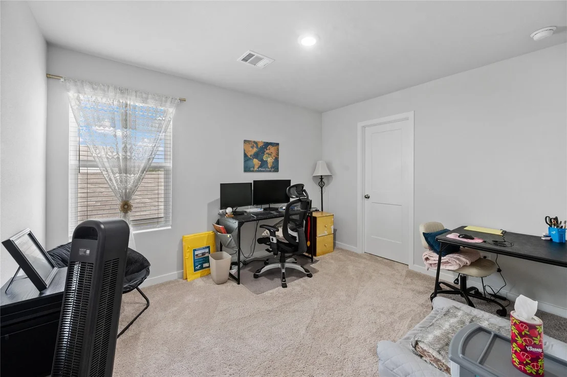Photo of 17832 Lionheart Road