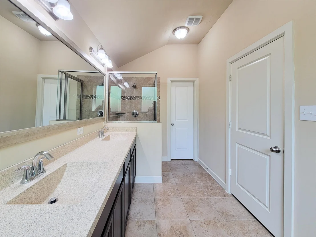 Photo of 17231 Forest Ridge Pt