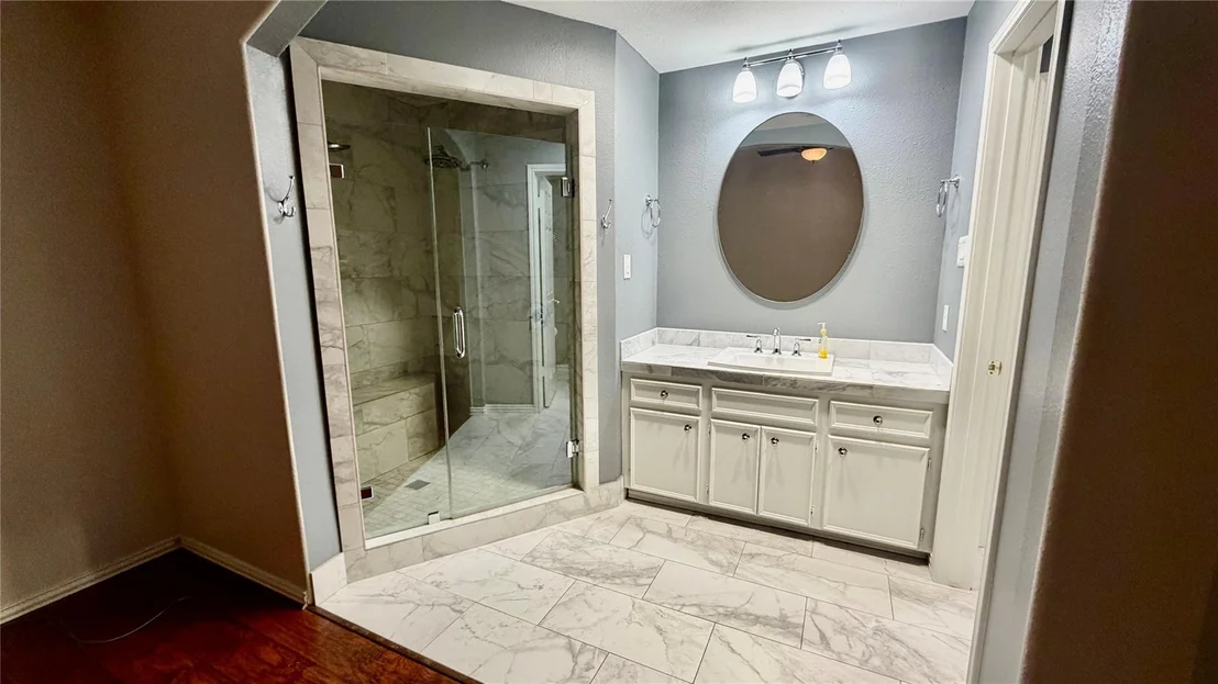 Photo of 98 E Mistybreeze Circle