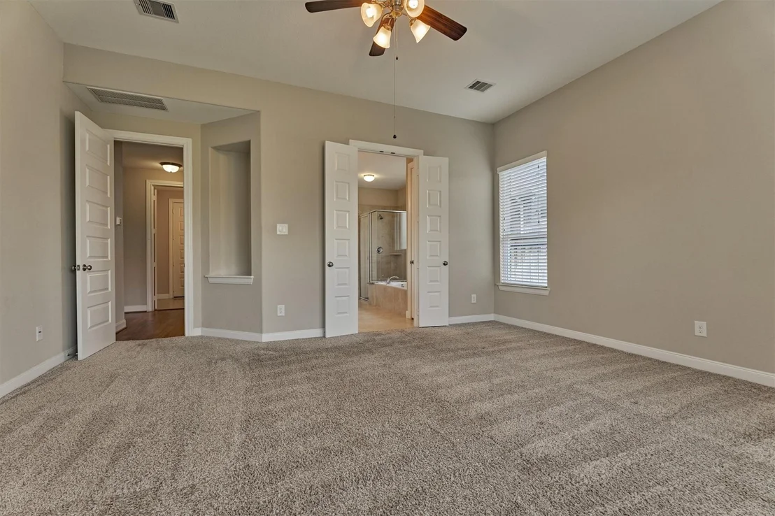 Photo of 4043 Steep Woods Drive