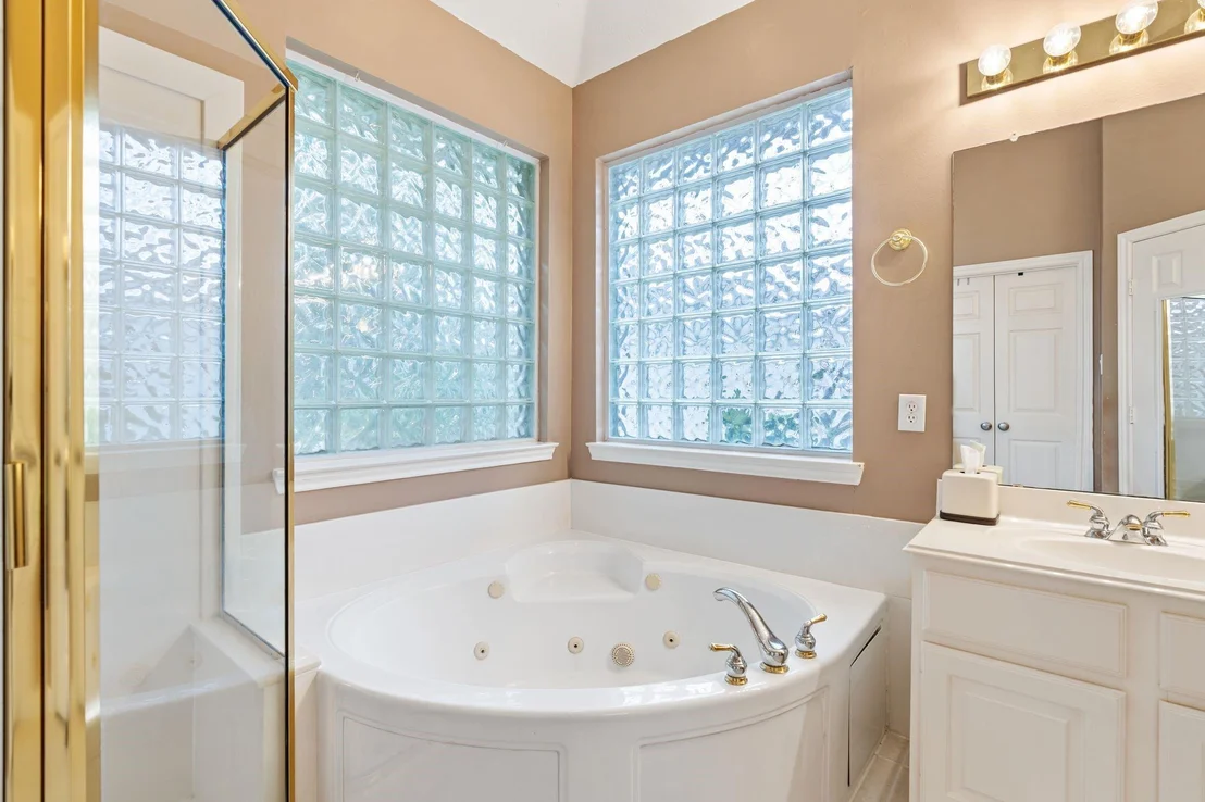 Photo of 8419 Laurel Trace