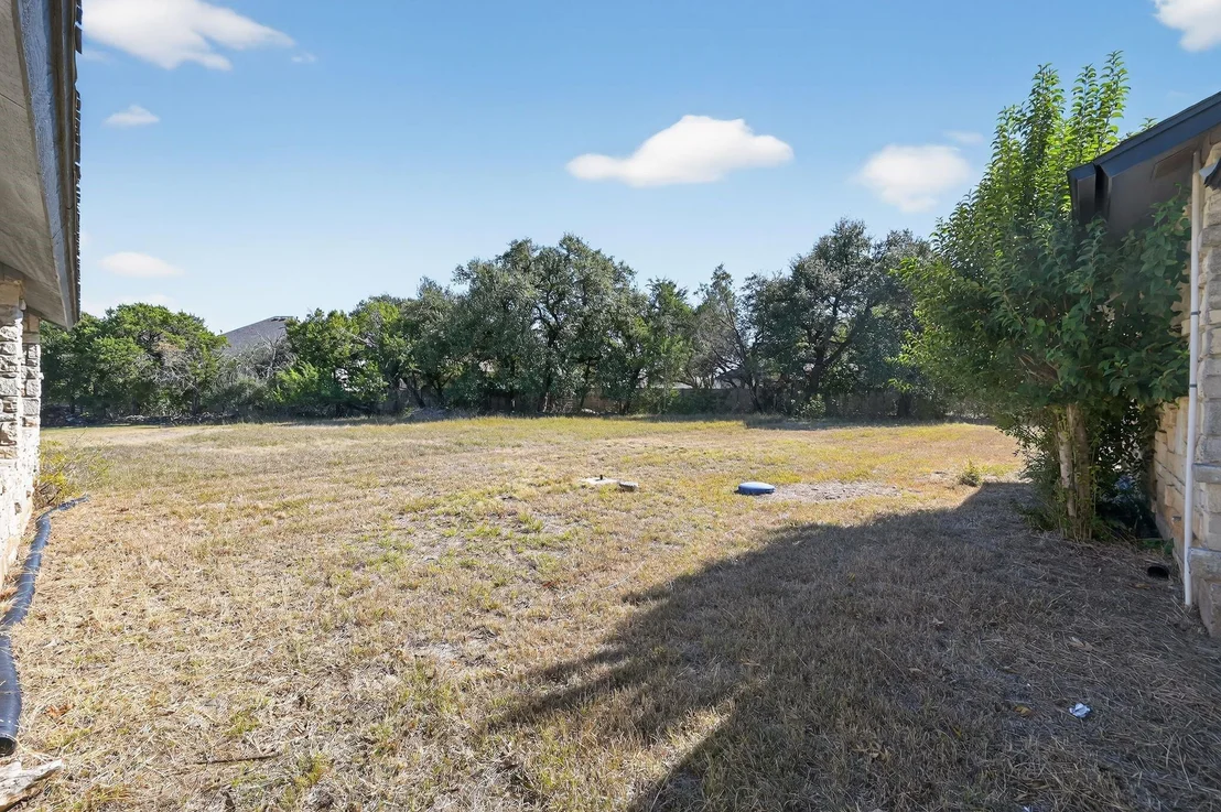 Photo of 300 Fawn Lane