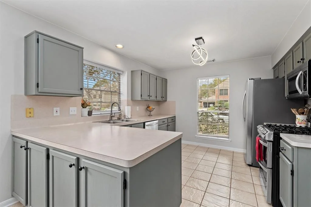 Photo of 8811 Tweedbrook Drive
