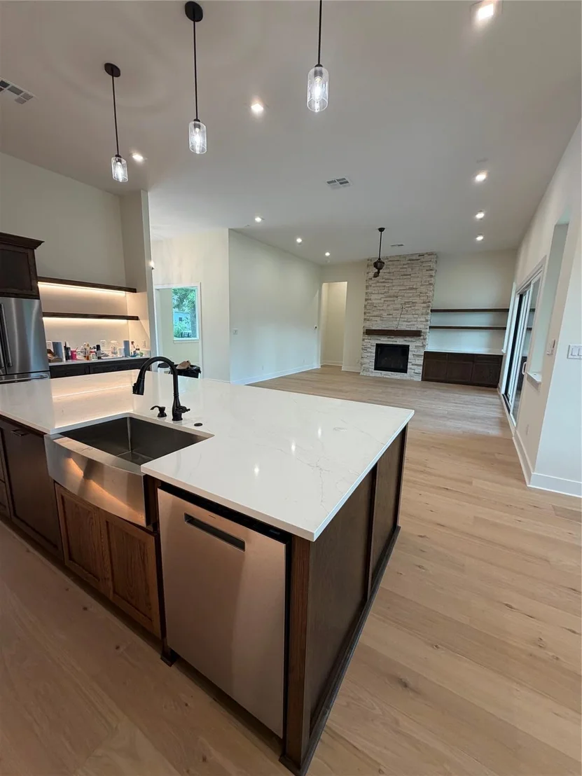 Photo of 61 Edgewood Dr