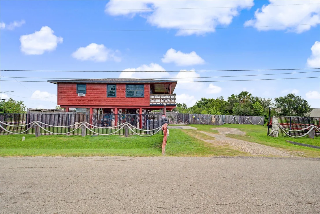 Photo of 1019 Sunset Drive
