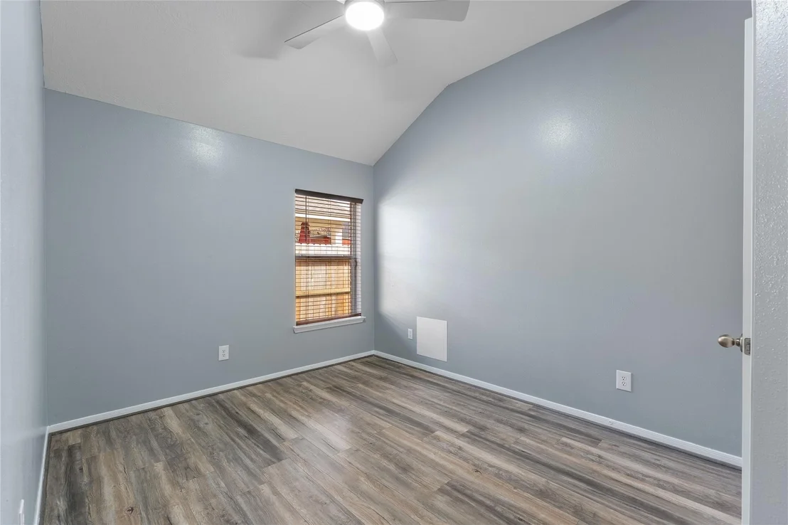 Photo of 18939 Cluster Oaks Drive