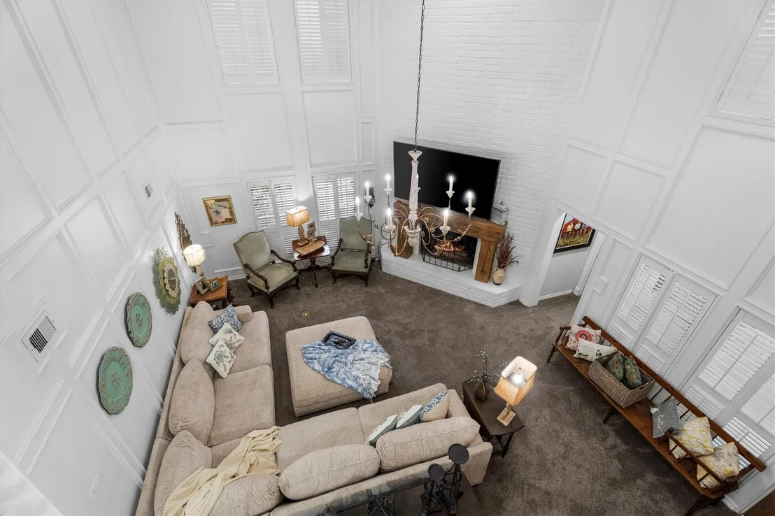 Photo of 15902 Guinstead Drive