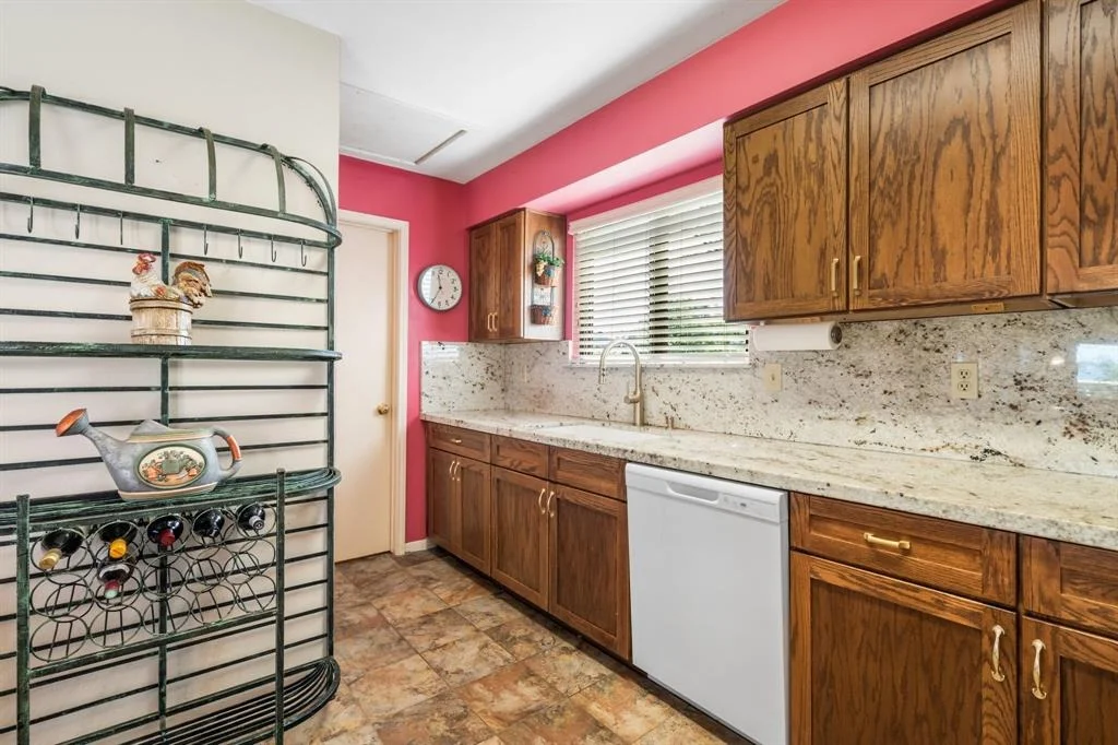 Photo of 112 Cove Point