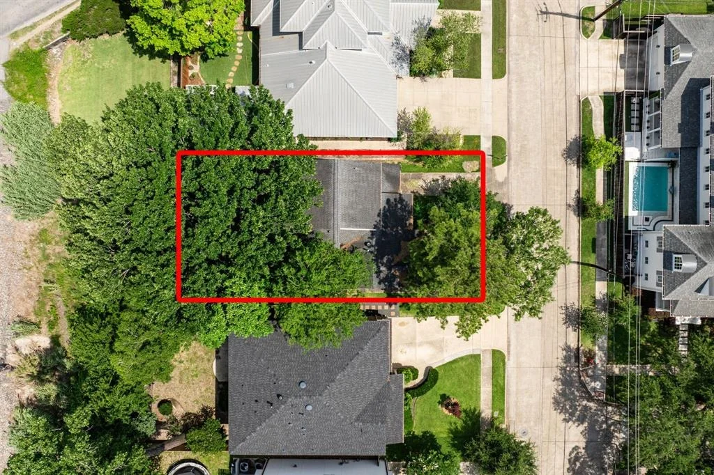 Photo of 5908 Community Drive