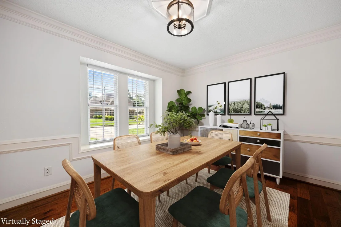 Photo of 12106 Oakcroft Drive