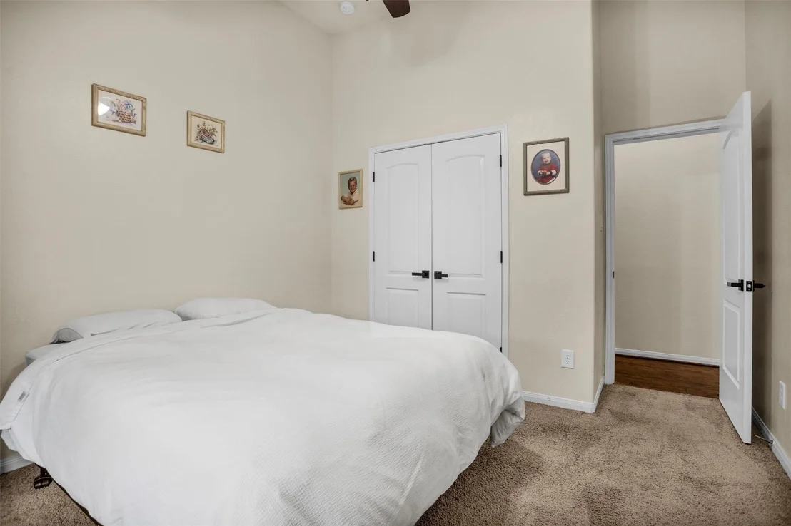 Photo of 7411 Lynnbrook Falls Lane